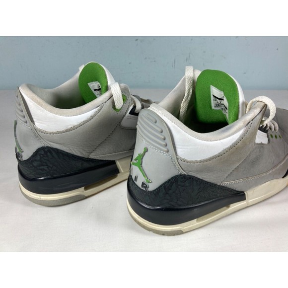 Nike Air Jordan 3 III Men\'s Size 10 Retro Cement 136064-006 Chlorophyll Grey